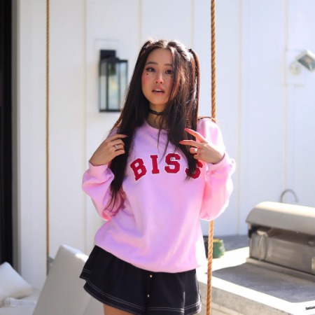 Stephanie Soo promoted the sweatshirt from her store Fanjoy. 